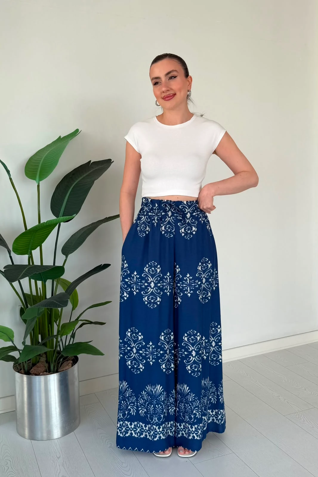Women’s Printed Relaxed Fit Pants