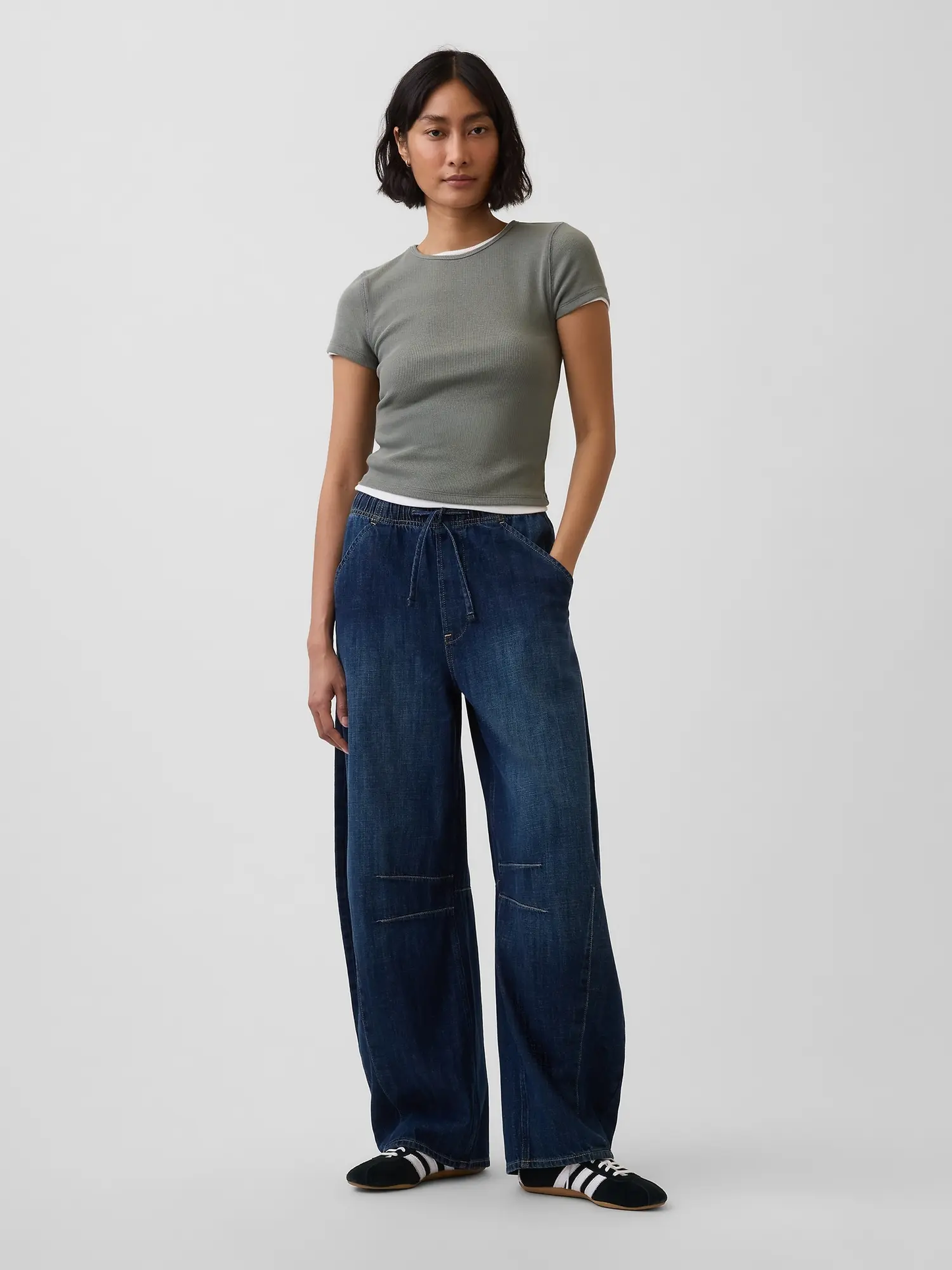 Women's Mid Rise Easy Horseshoe Jeans mutecho