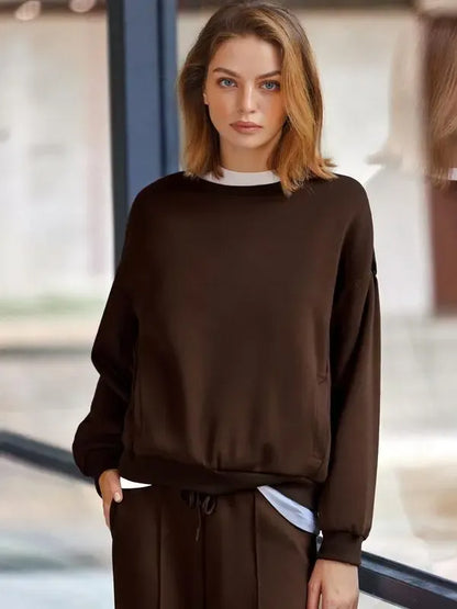 🔥2-Piece Sweatshirt & Pants Set – Comfy Travel or Home Outfit